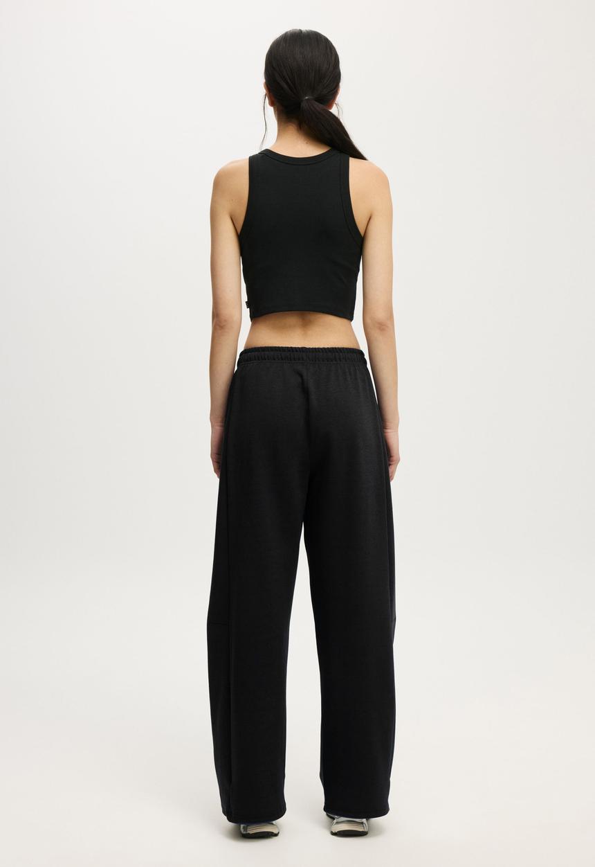 Cotton On - Summer Fleece Barrel Sweatpant - Black