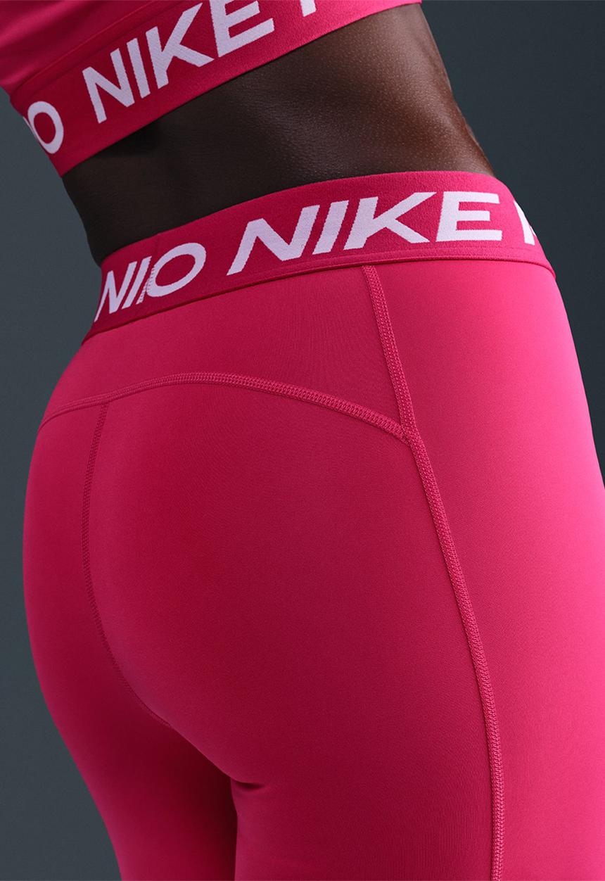 Nike - 5" Shorts - Pink