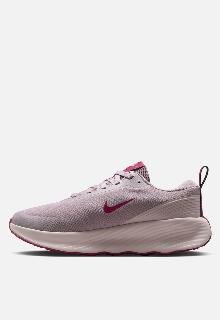 Nike - Promina
