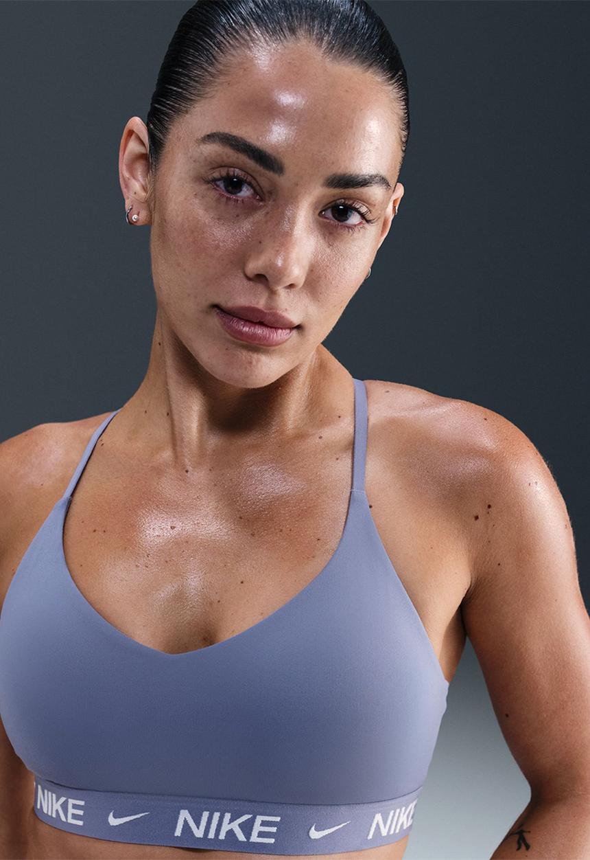 Nike - Padded Adjustable Sports Bra - Blue