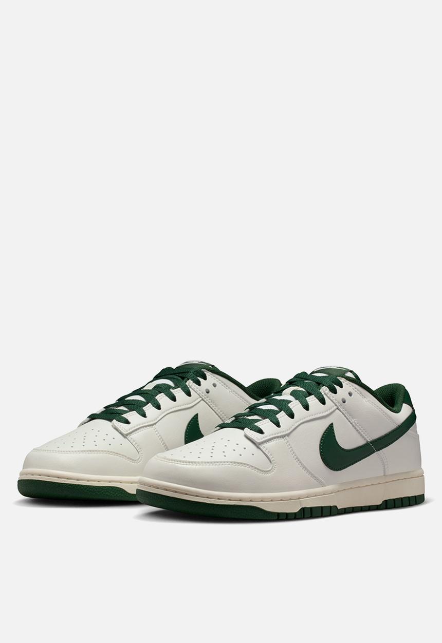Nike - Dunk Low Retro