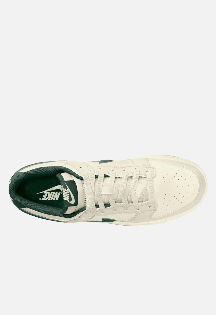 Nike - Dunk Low Retro