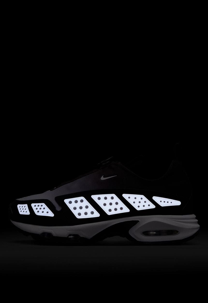 Nike - Air Max SNDR