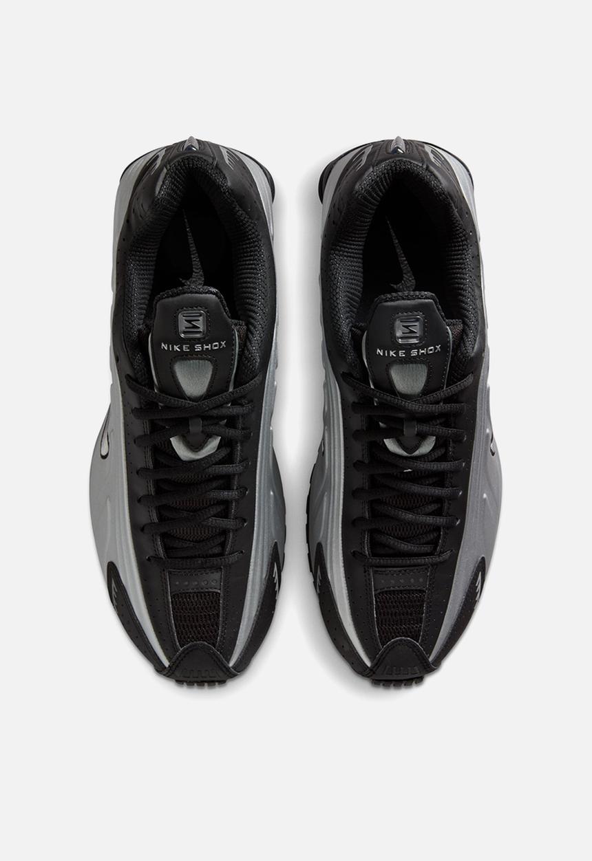 Nike - Shox R4