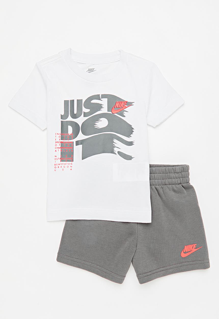 Nike - Nike knit short set - smoke grey