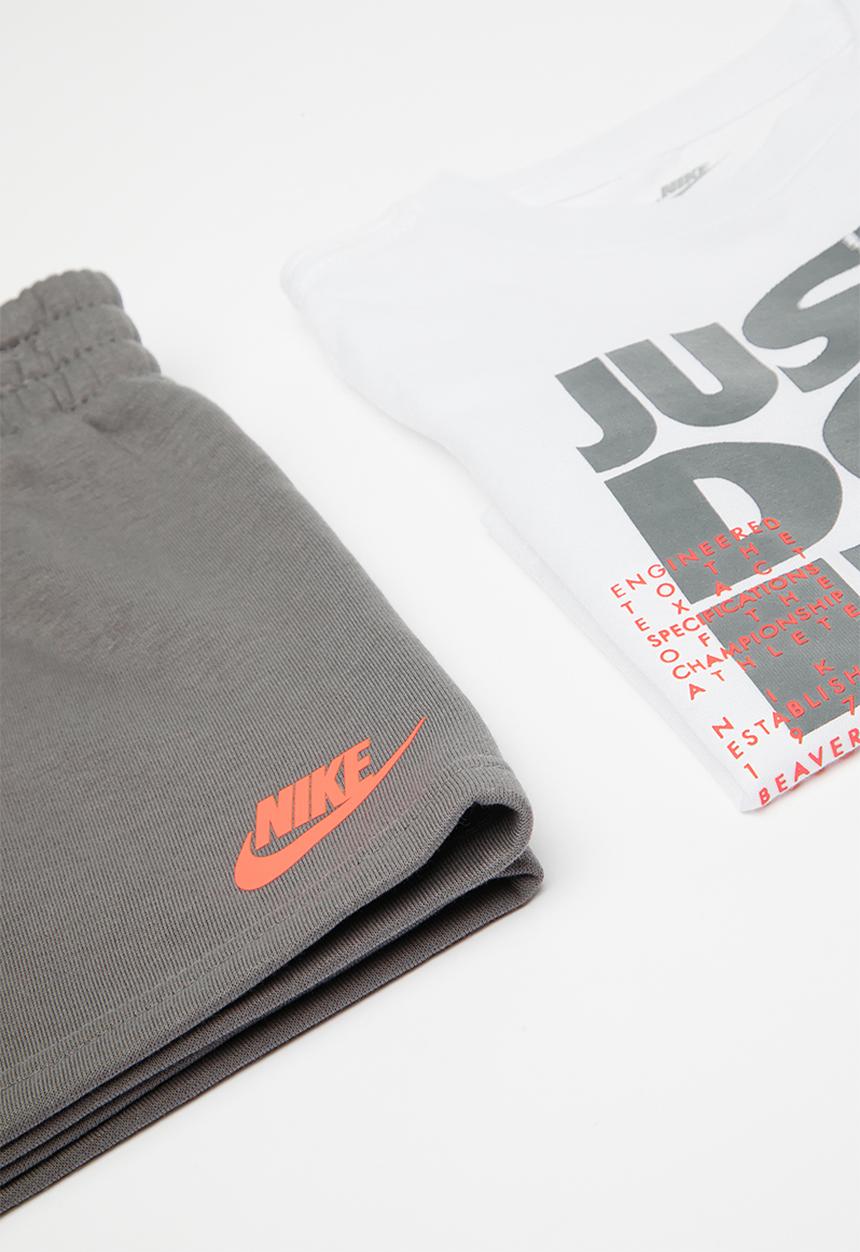 Nike - Nike knit short set - smoke grey