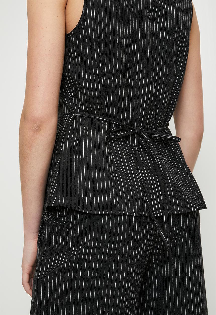 Brave Soul - Ladies Woven Tailored Stripe Vest - Black & White