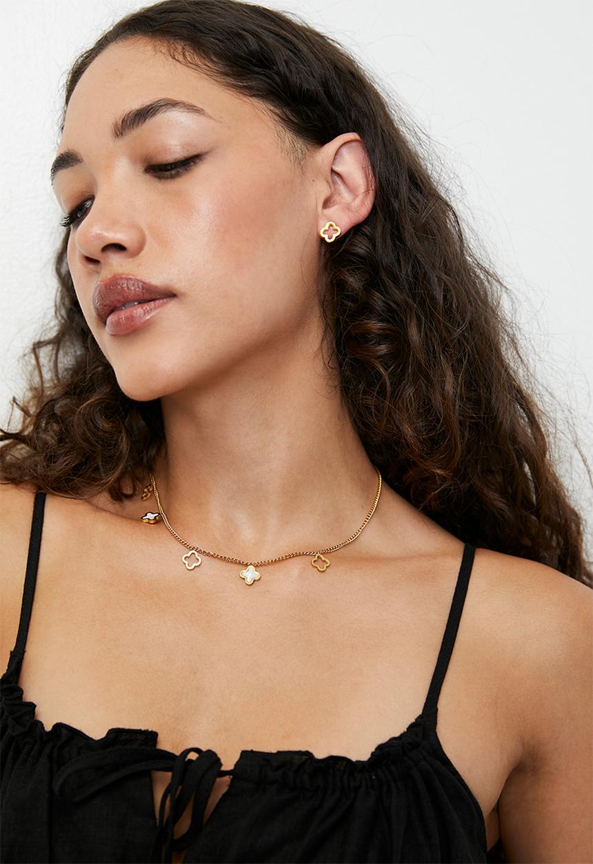 Zoe on Trend - Trendy clover necklace - gold