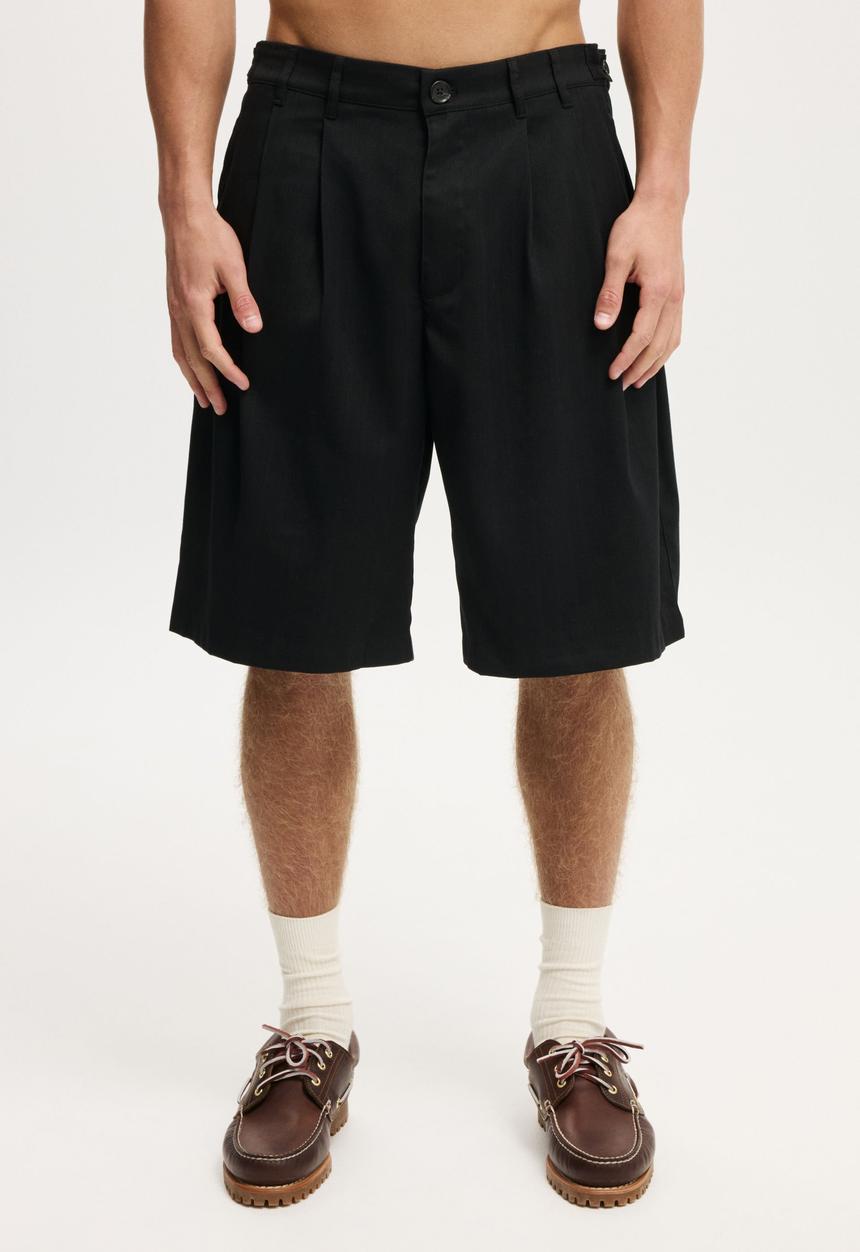 Cotton On - Super Baggy Pleated Short - Black
