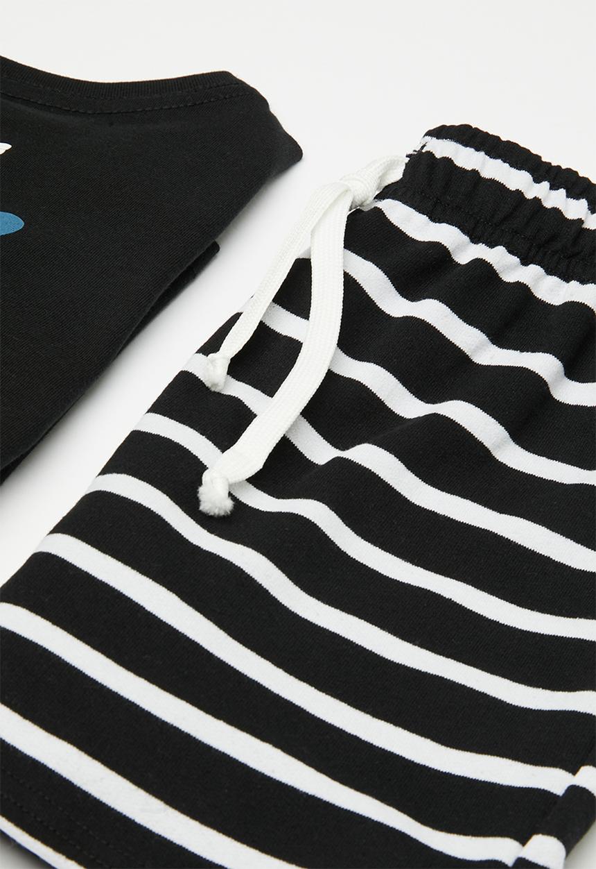 Pop Candy - Placement print tee with shorts - black/stripe
