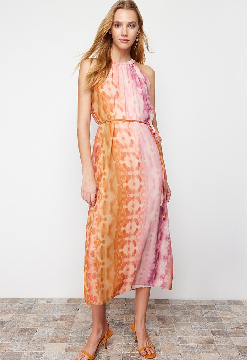 Trendyol - Abstract pattern straight cut chiffon lined maxi woven dress - pink