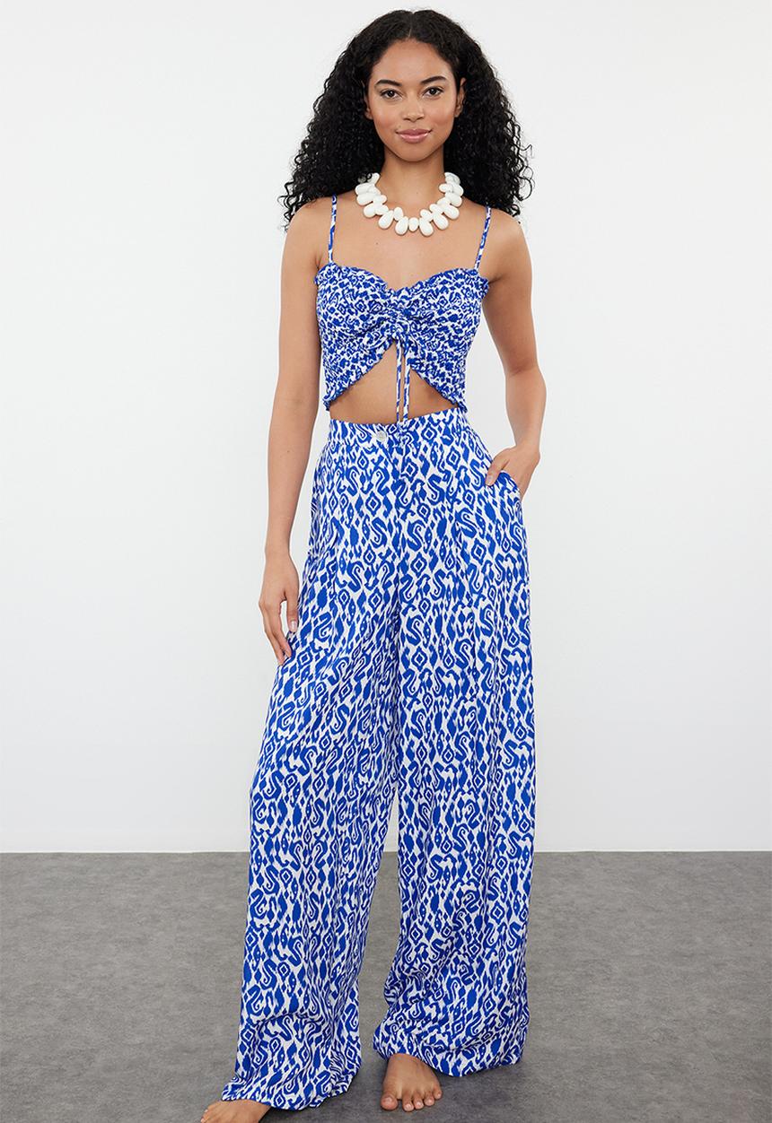 Trendyol - Tile Patterned Woven Gipel Strapless Blouse Trousers Beach Suit - Blue