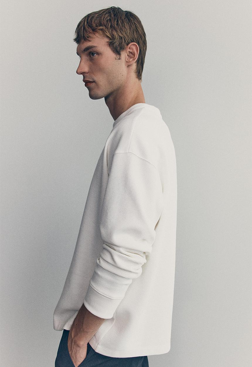 H&M - H&M Atelier: Waffled long-sleeved top - white