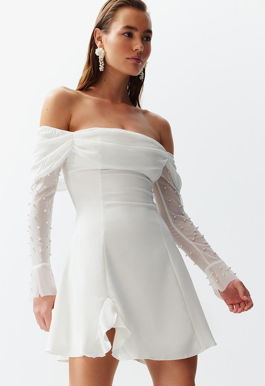 Trendyol - A-Line Lined Woven Short  Evening Dress - White