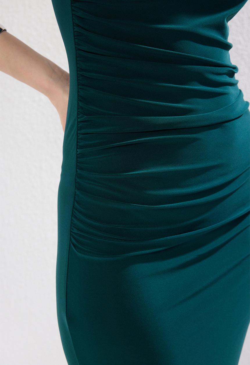 Trendyol - Plain one shoulder draped body stretch knit dress - emerald
