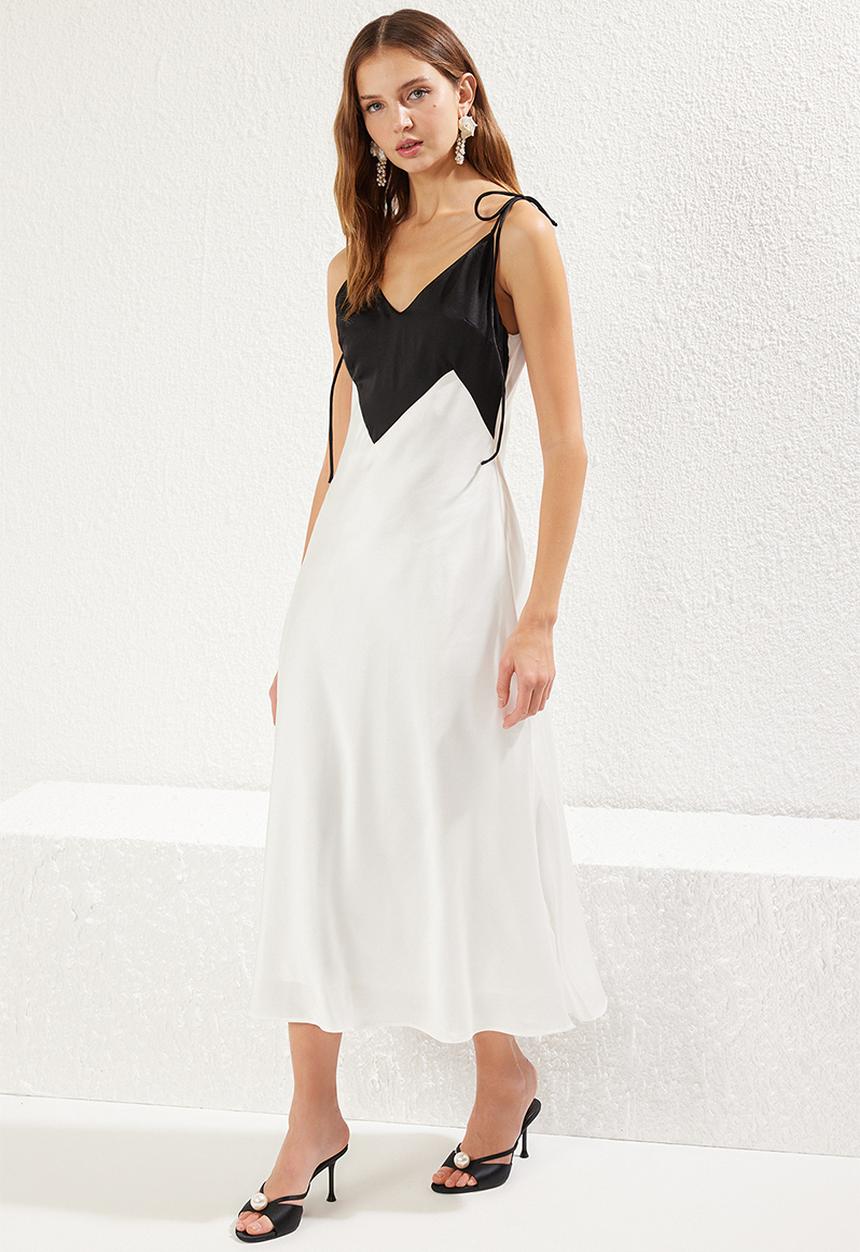 Trendyol - A-line satin woven midi evening dress - black white
