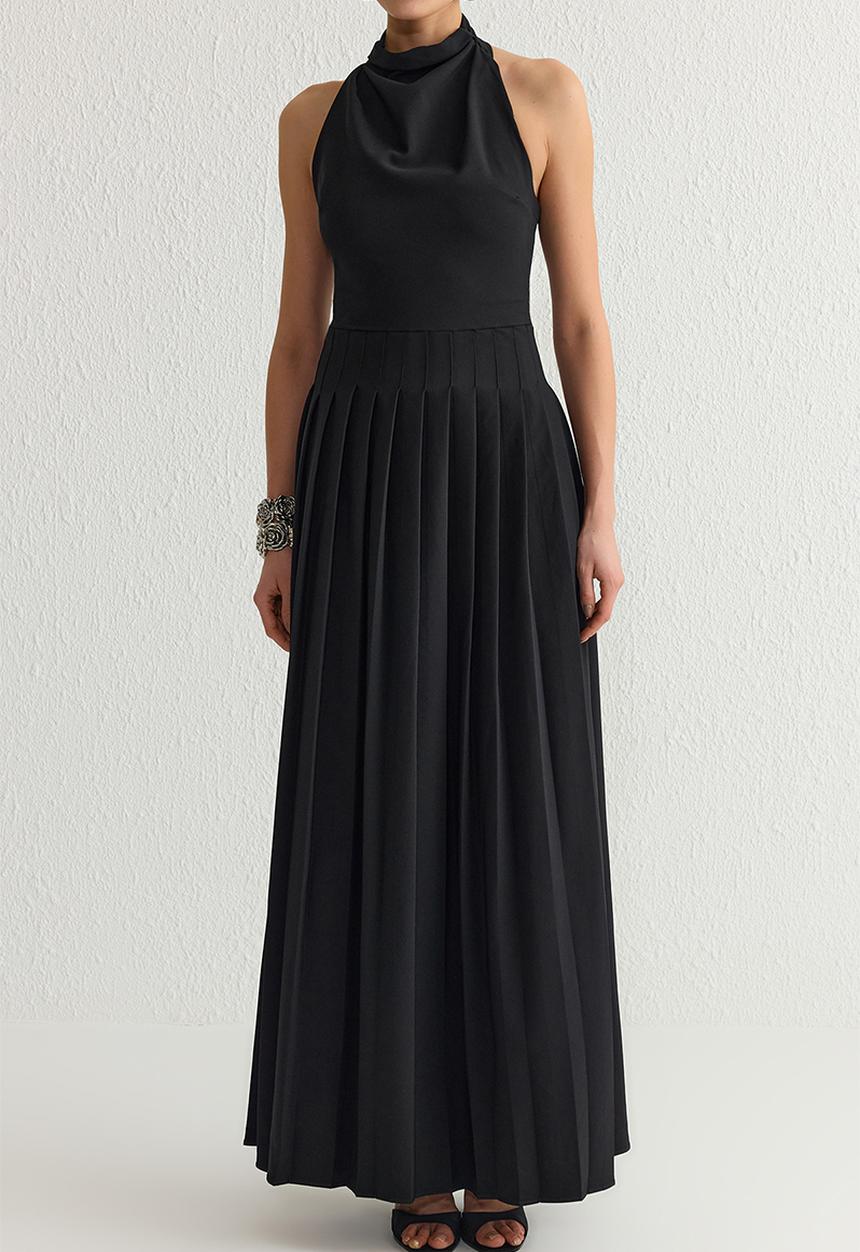 Trendyol - Crepe Woven Pleated Elegant Evening Dress - Black
