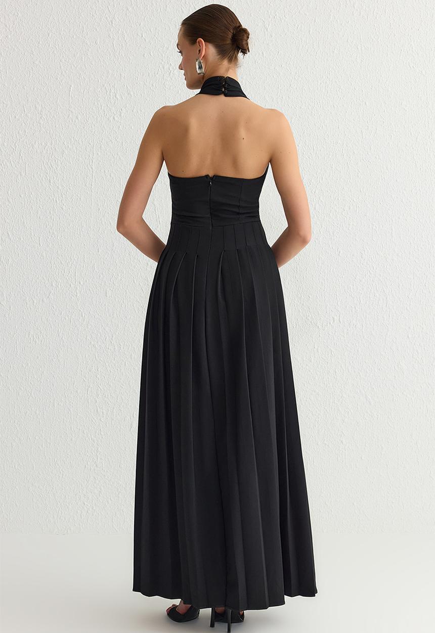 Trendyol - Crepe Woven Pleated Elegant Evening Dress - Black