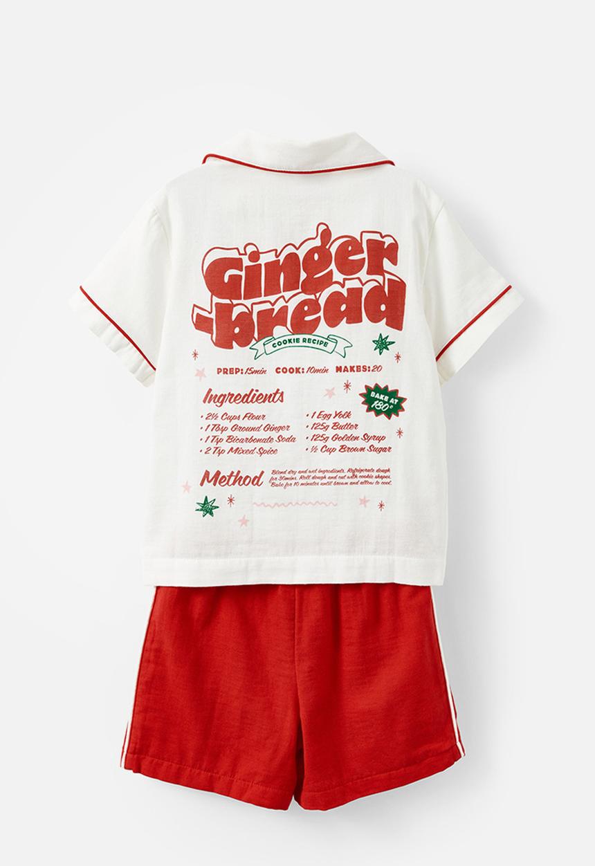 Cotton On - Kids woven pj set family christmas - varsity red/gingerbread bakery