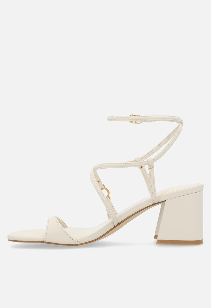 GUESS - Nappa ankle-strap - white