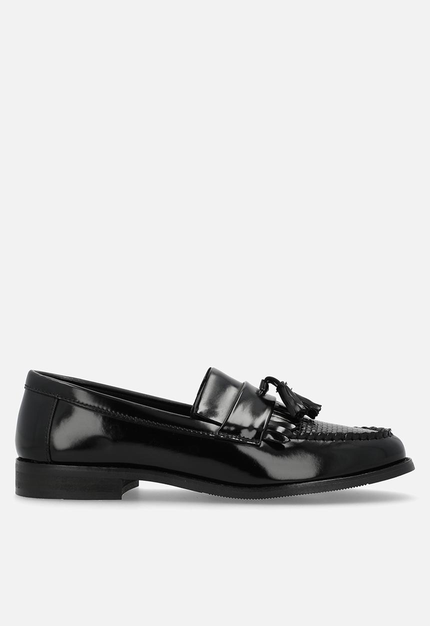 PC - Tassel basket weave loafer  - black