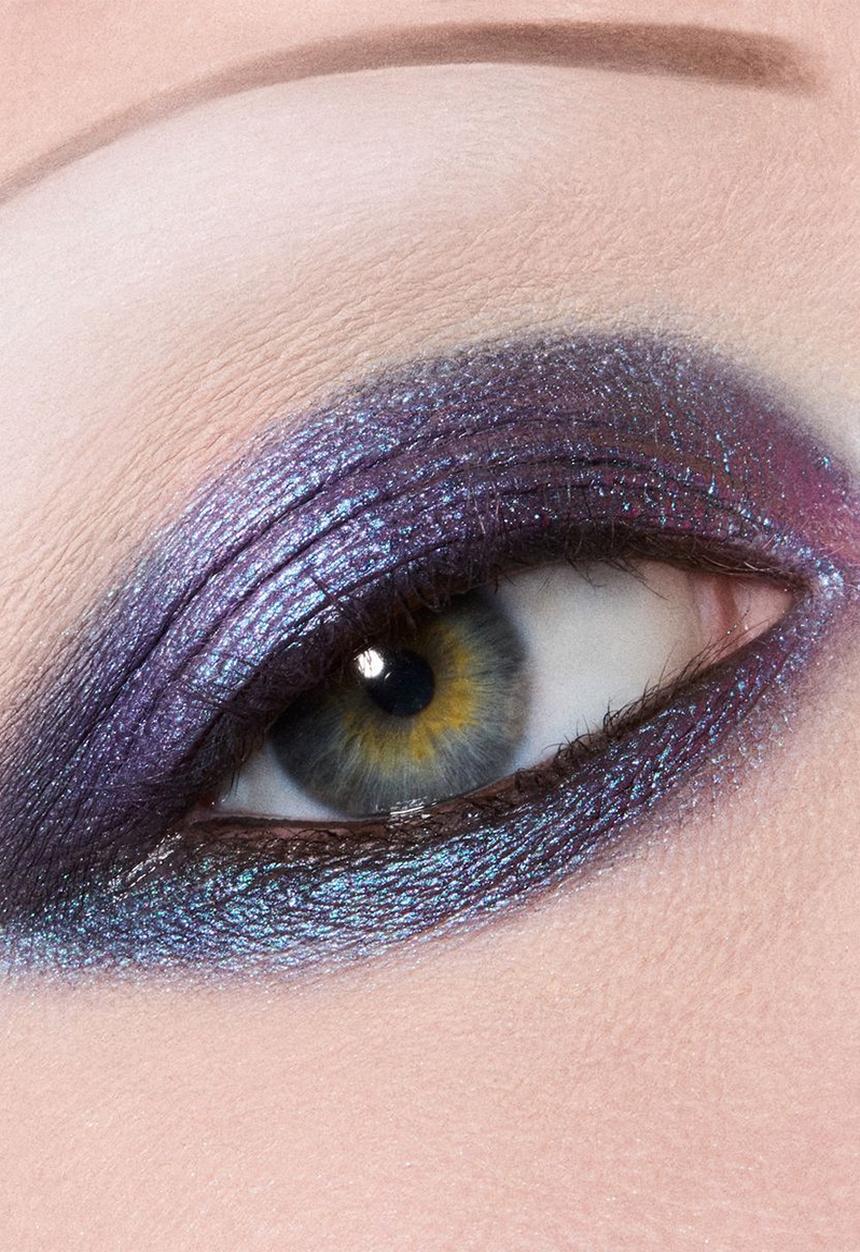 MAC - DAZZLE Multichrome Single Eye Shadow Compact - Ethereal