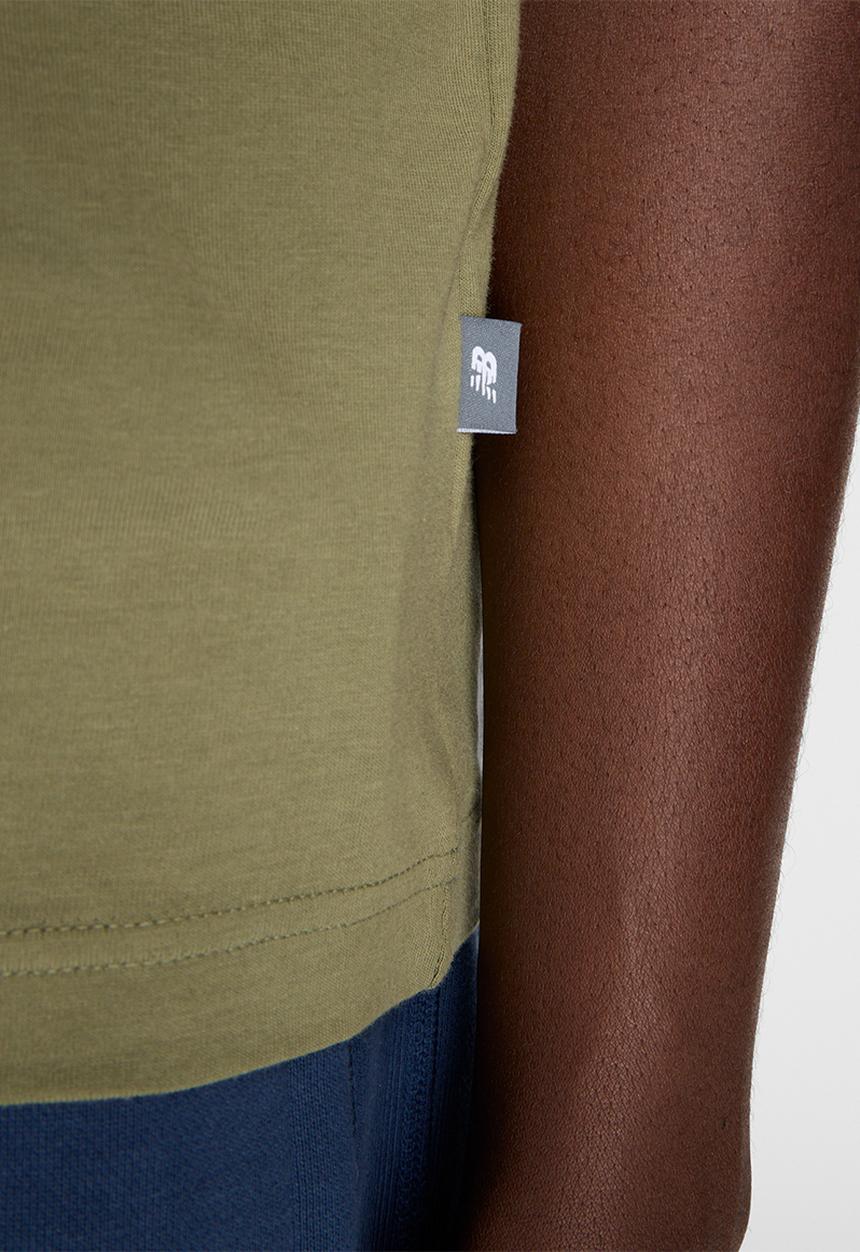 New Balance  - NB Sport Rectangular Logo Tee - Dark Olivine