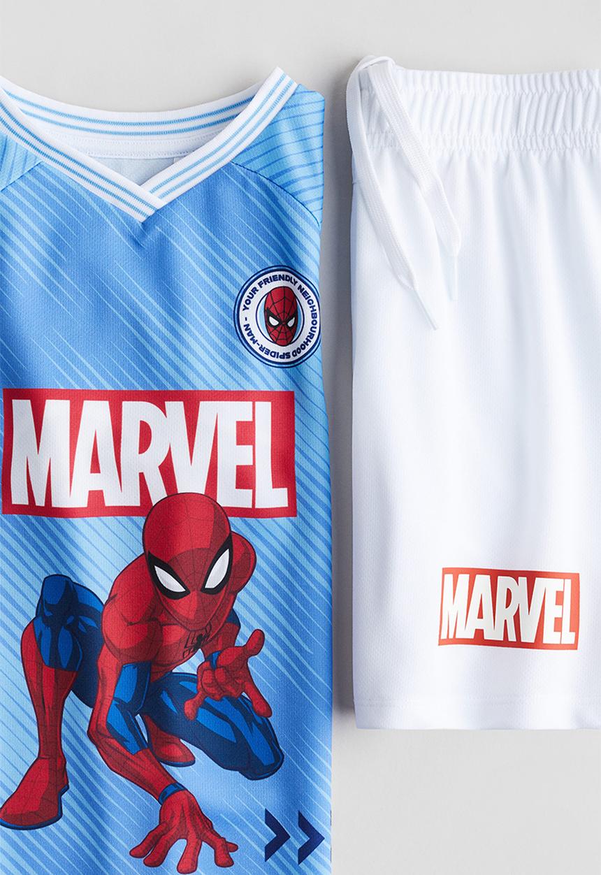 H&M - 2-Piece football set - light blue spider man