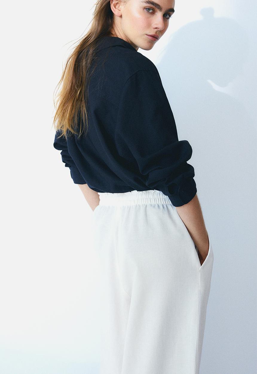 H&M - Cropped linen-blend trousers - white