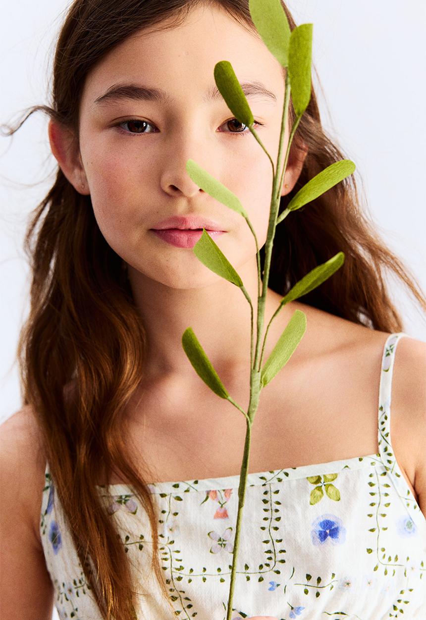 H&M - Smocked strappy top - white floral 