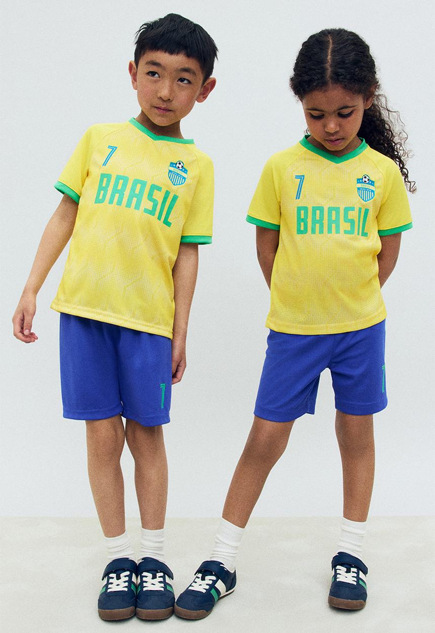 H&M - Football set - yellow brasil