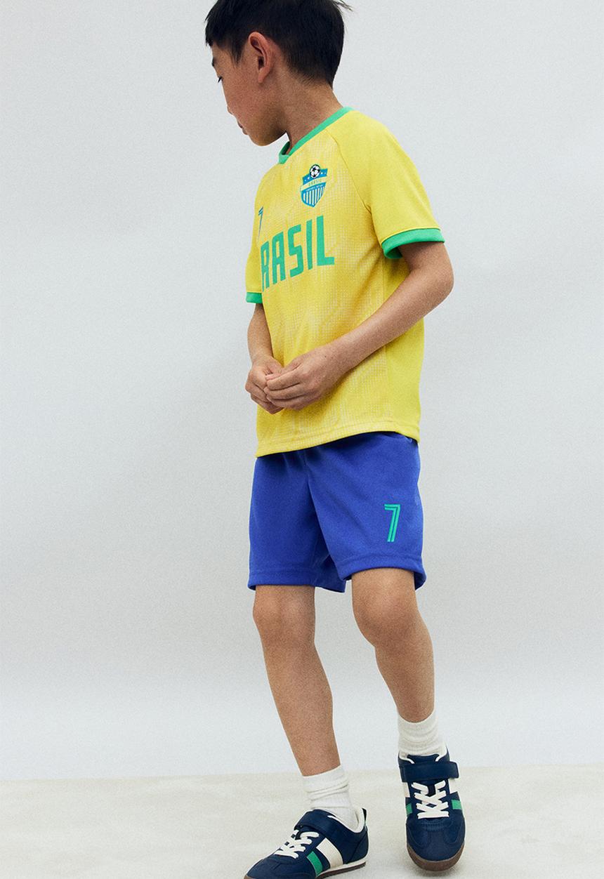 H&M - Football set - yellow brasil