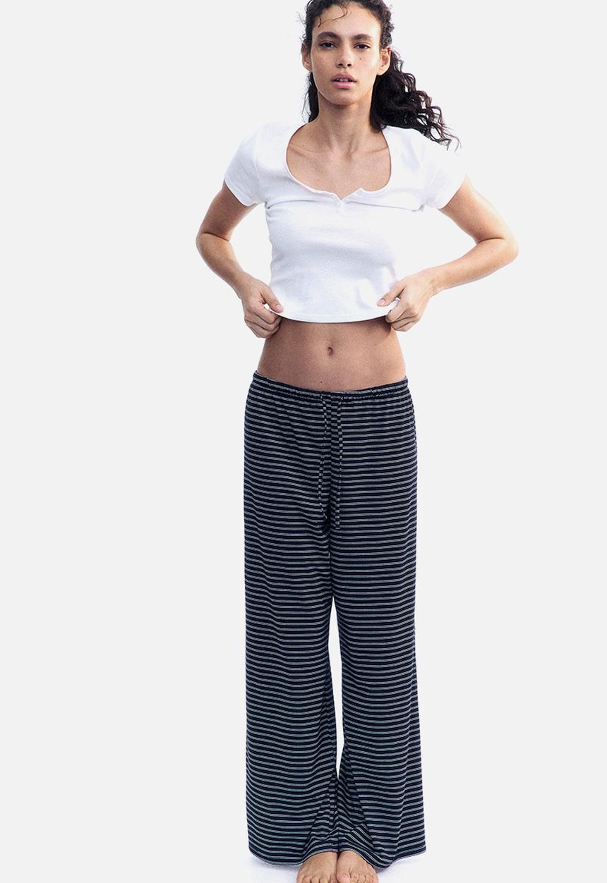 H&M - Straight drawstring trousers - navy blue/white striped