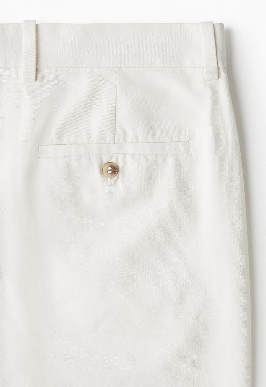 H&M - Regular fit lyocell-blend chino shorts - white