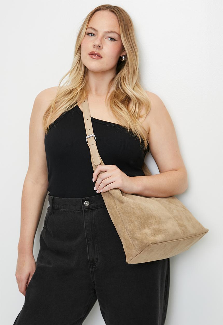 Tessa Design - Nicolina slouch hobo bag with buckle-tan