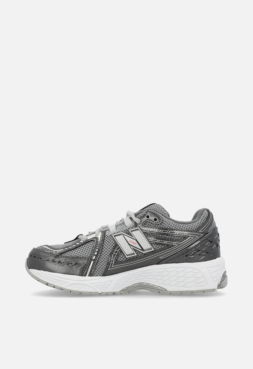 New Balance  - 1906 Grade School - grey