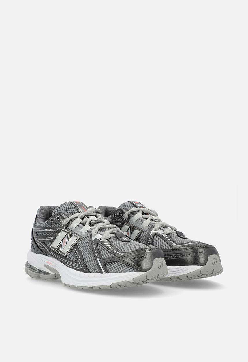 New Balance  - 1906 Grade School - grey
