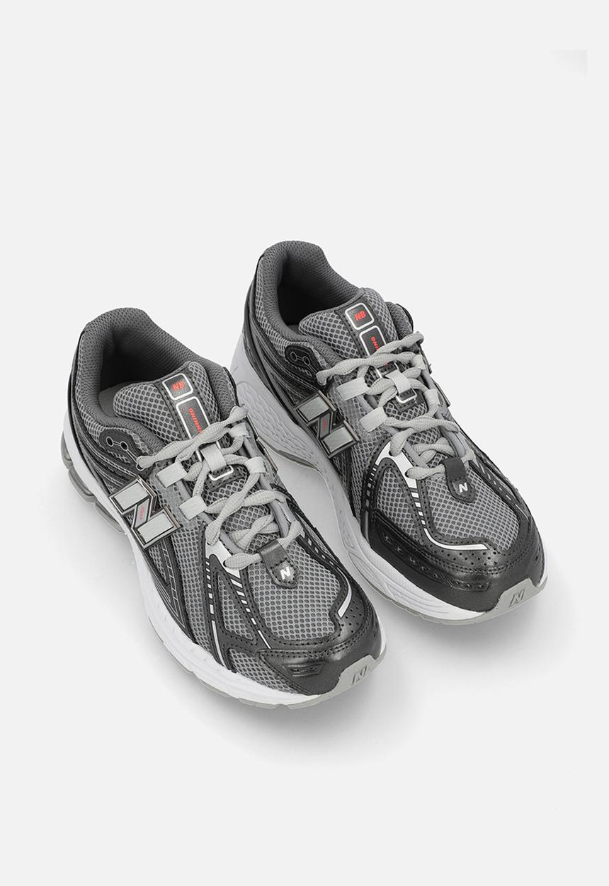 New Balance  - 1906 Grade School - grey
