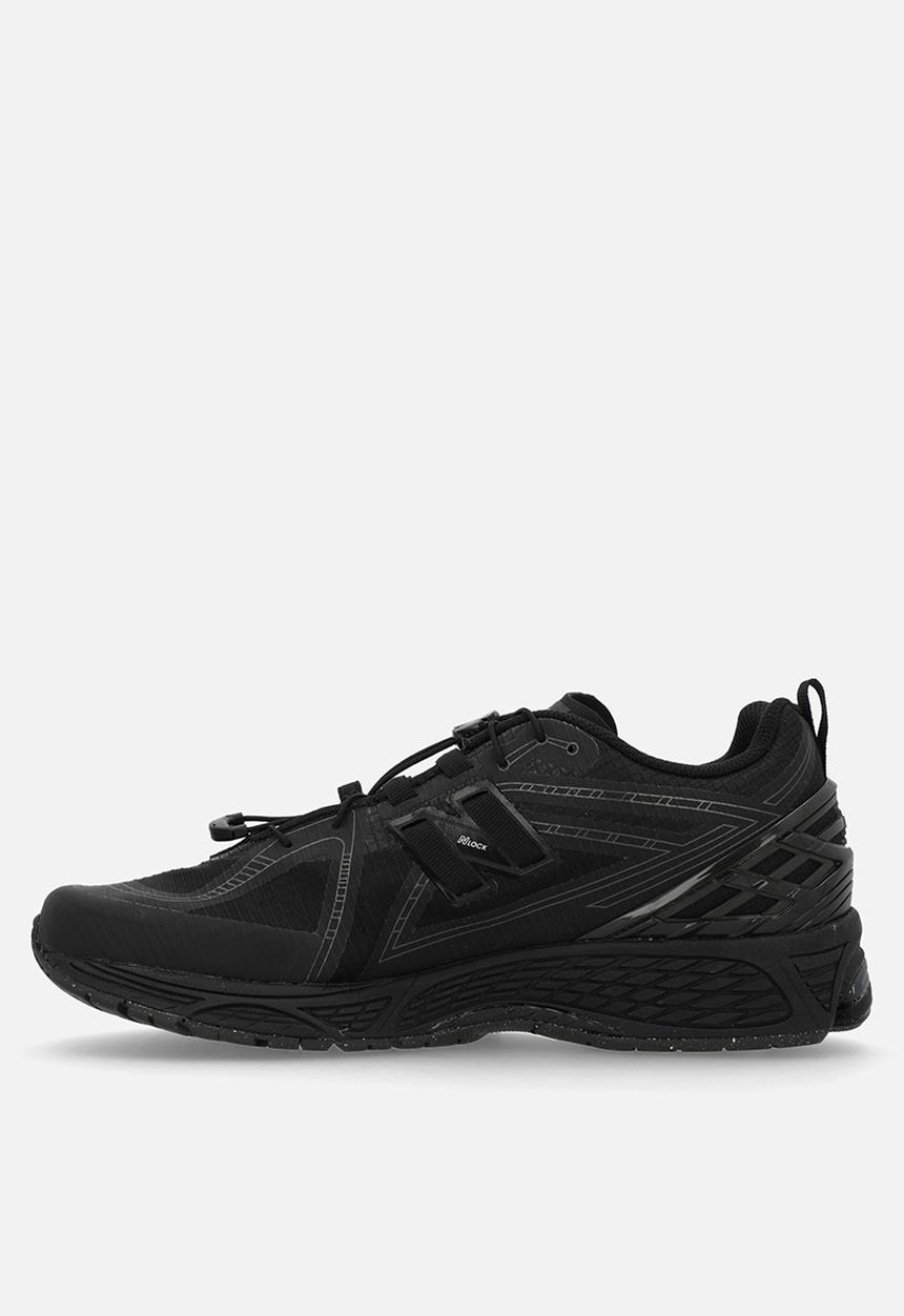 New Balance  - 1906R v1