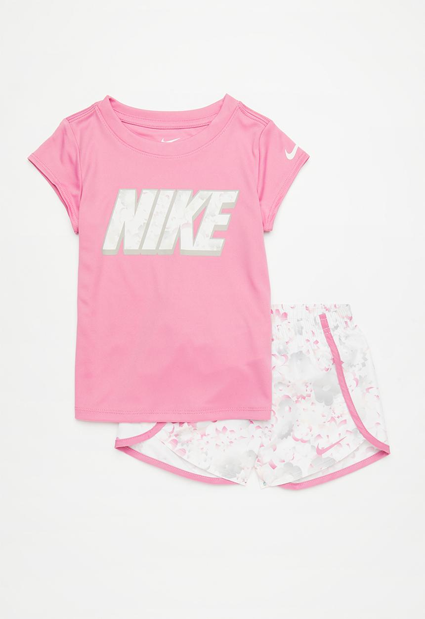 Nike - Nike woven short set - sail