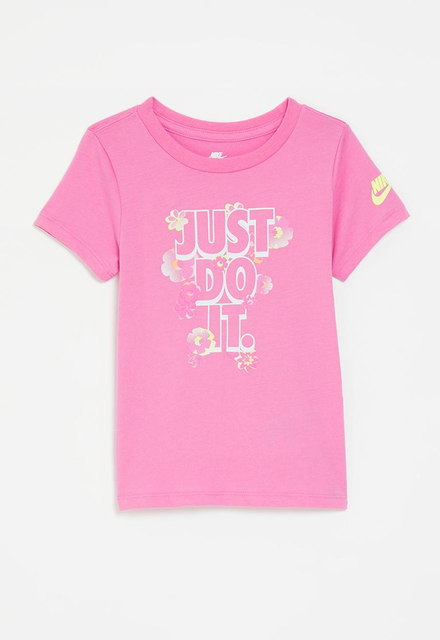 Nike - Nike short sleeve tee - playful pink
