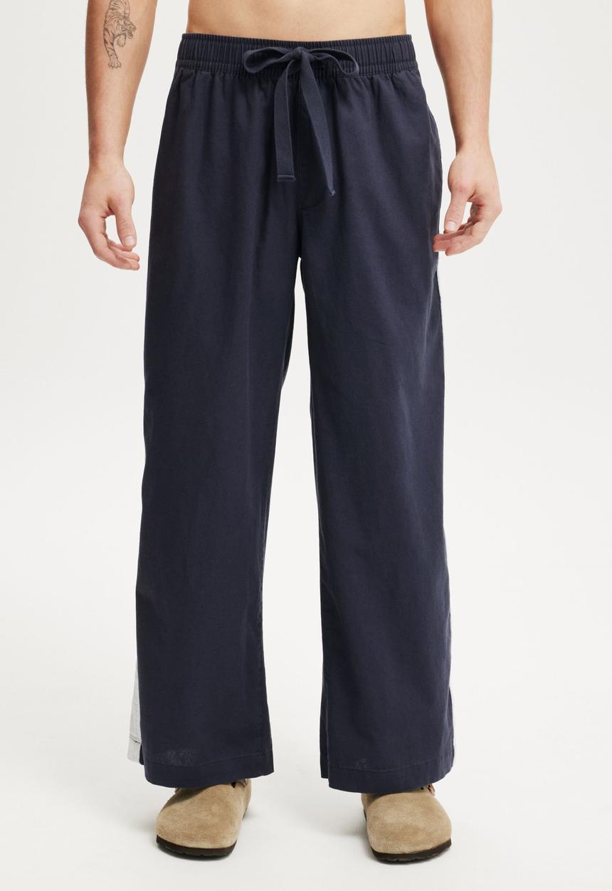 Cotton On - Super Baggy Easy Pant - Navy/Stone Side Stripe