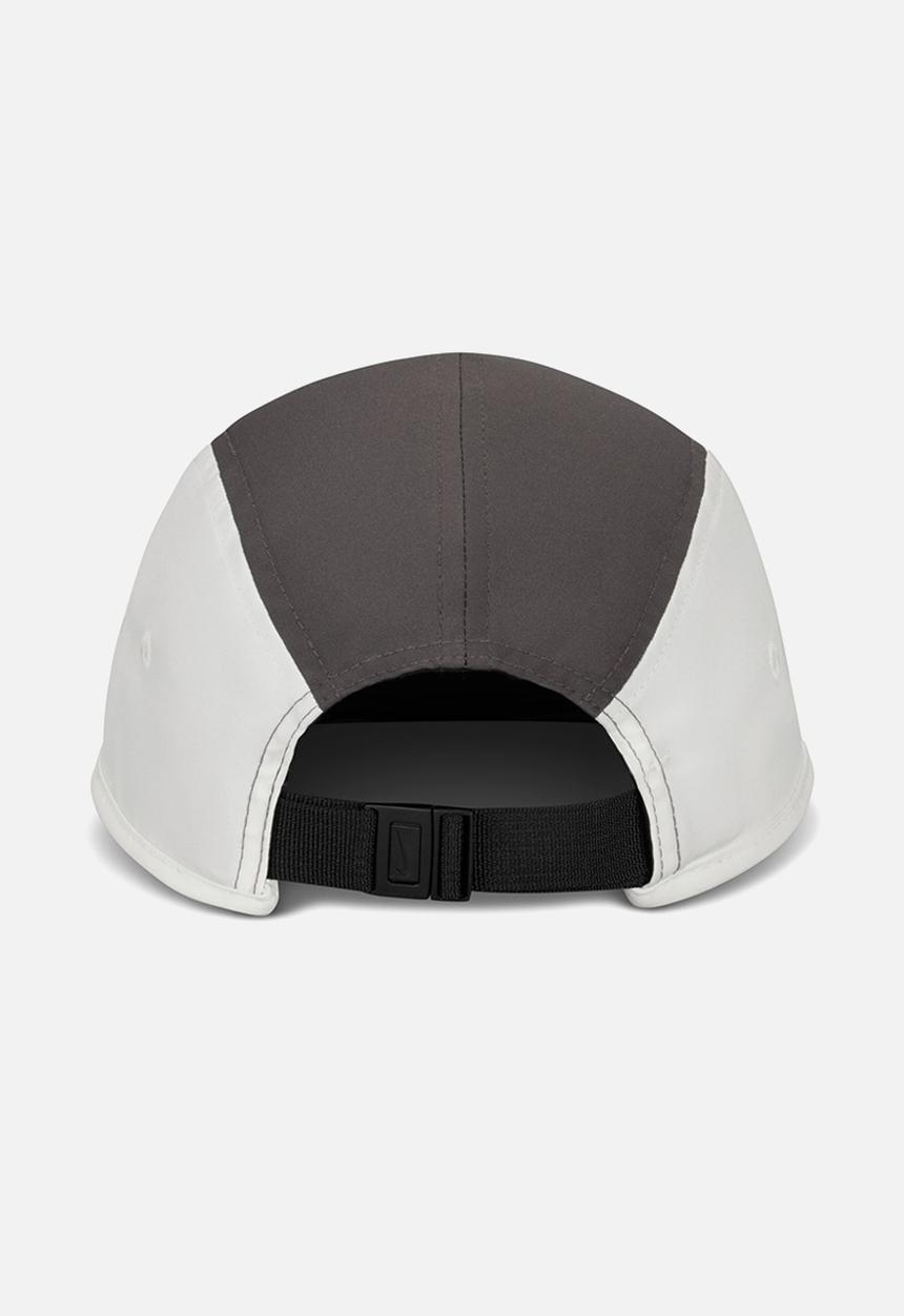Nike - Nike Dri-Fit Fly Unstructured Swoosh Cap - Medium Ash/College Grey