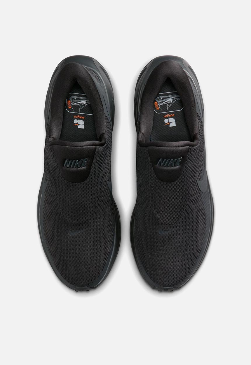 Nike - Revolution 8 EasyOn