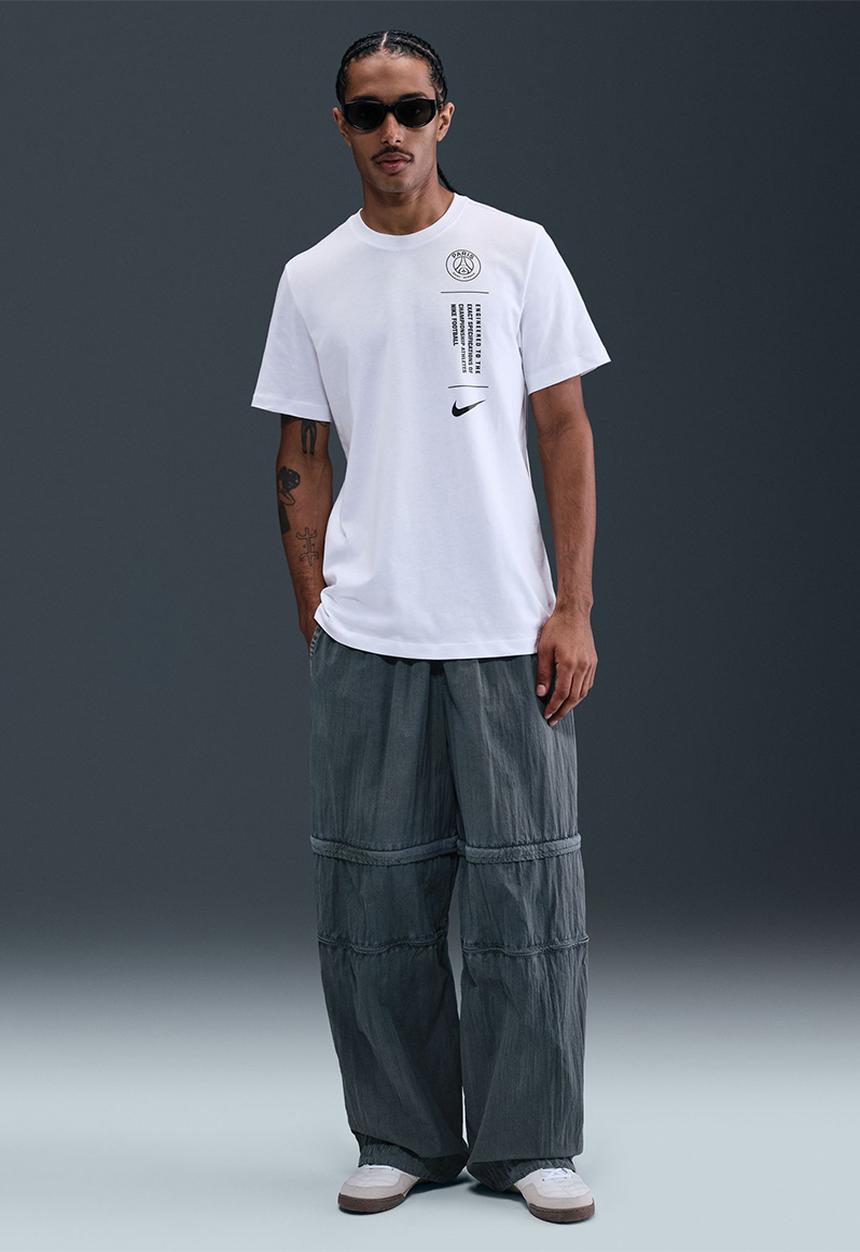 Nike - Paris Saint Germain  Football Tee