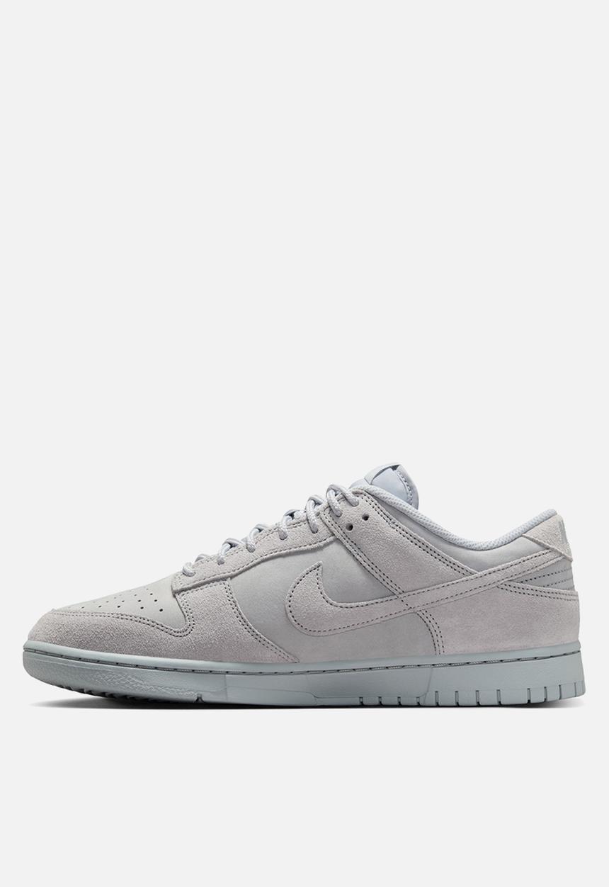 Nike - Dunk Low Retro SE