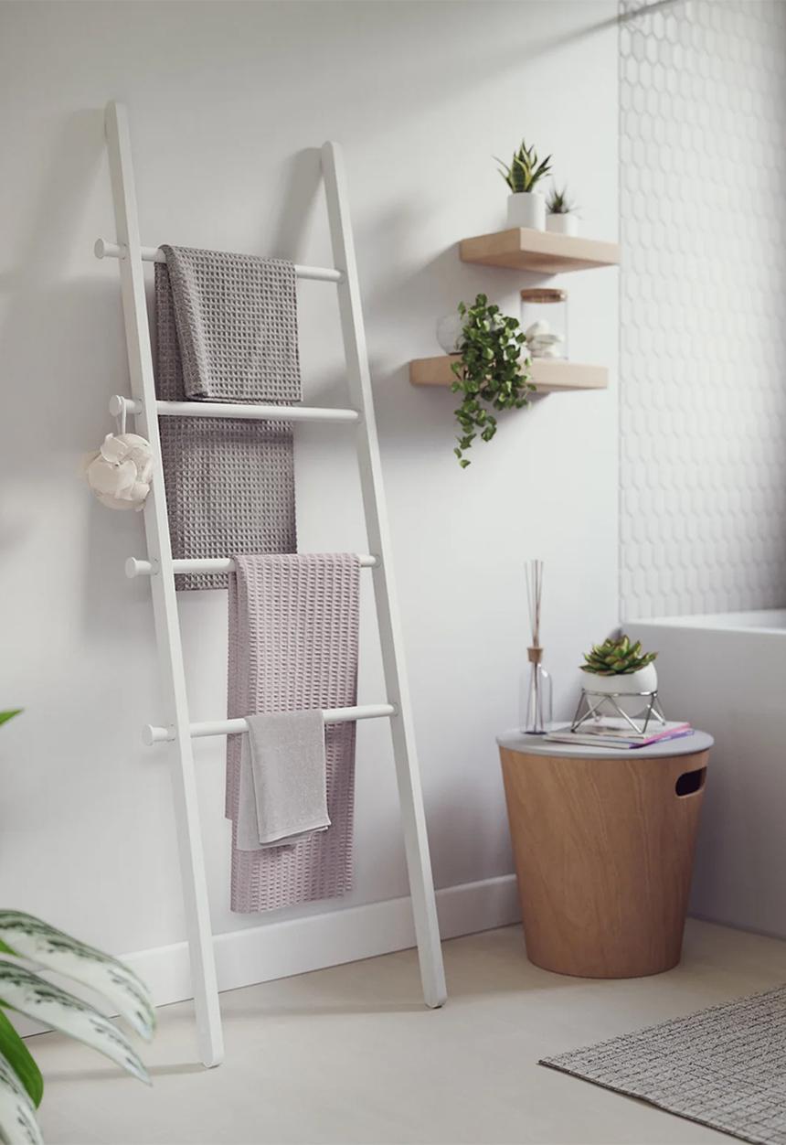 Umbra - Leana ladder - white