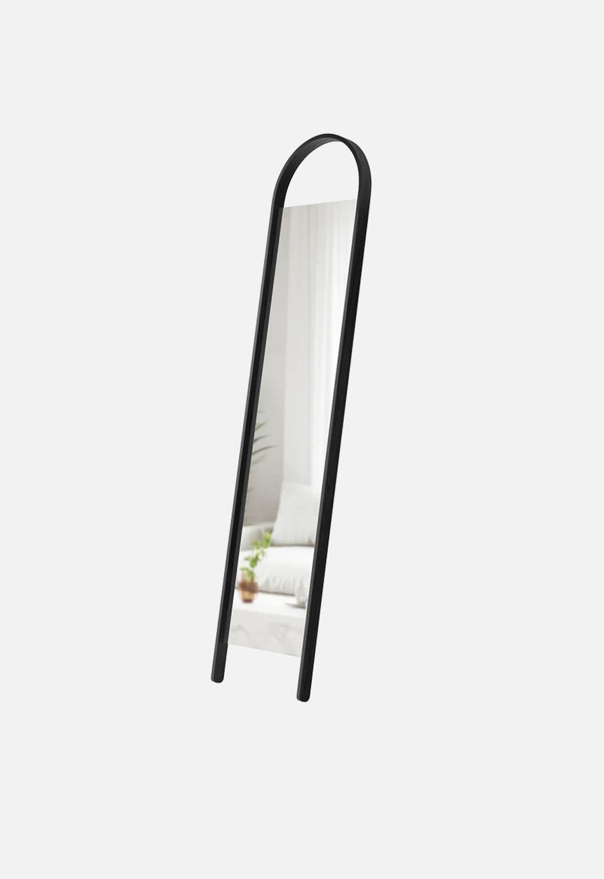 Umbra - Bellwood leaning mirror - black