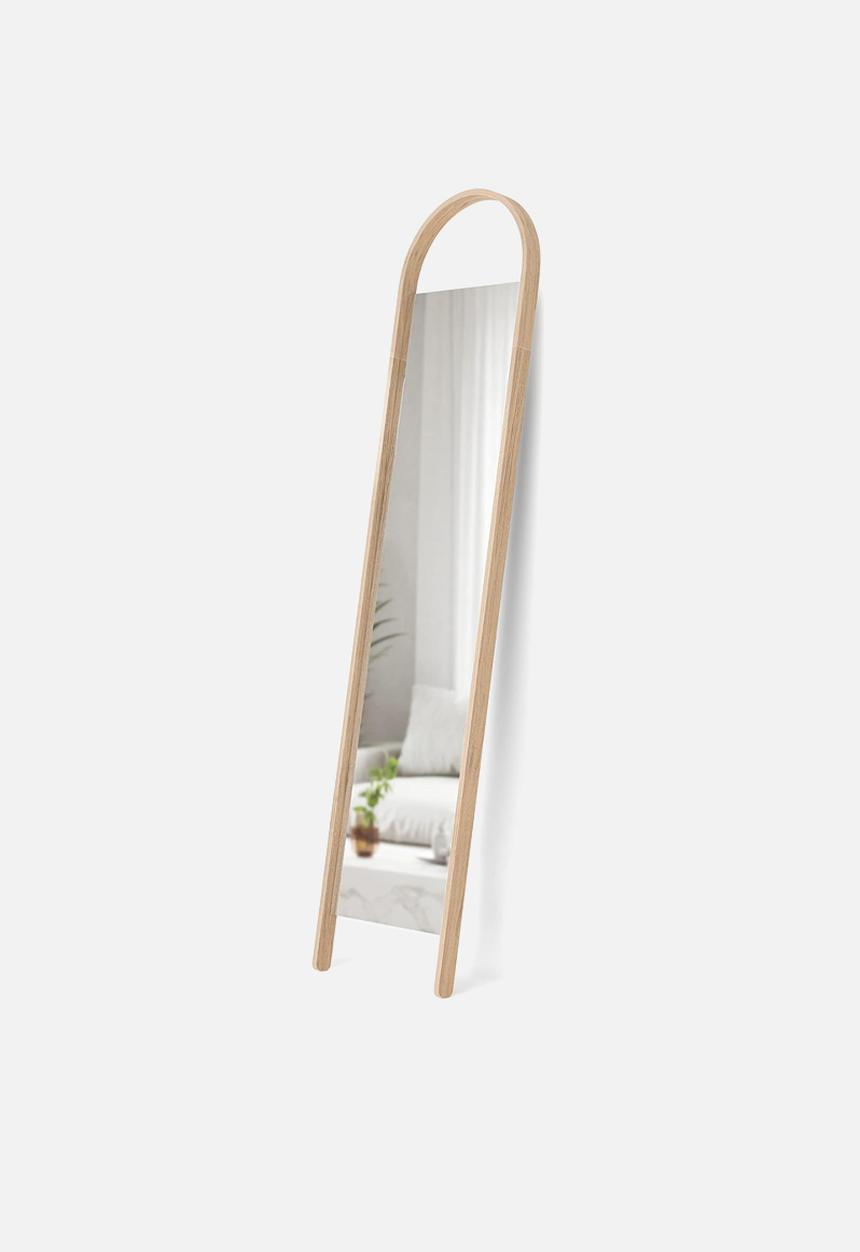 Umbra - Bellwood leaning mirror - natural