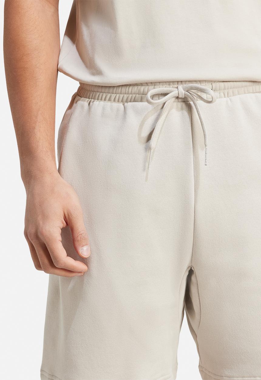 adidas Performance - Collegiate Short - Beige wonder alumina/dark blue